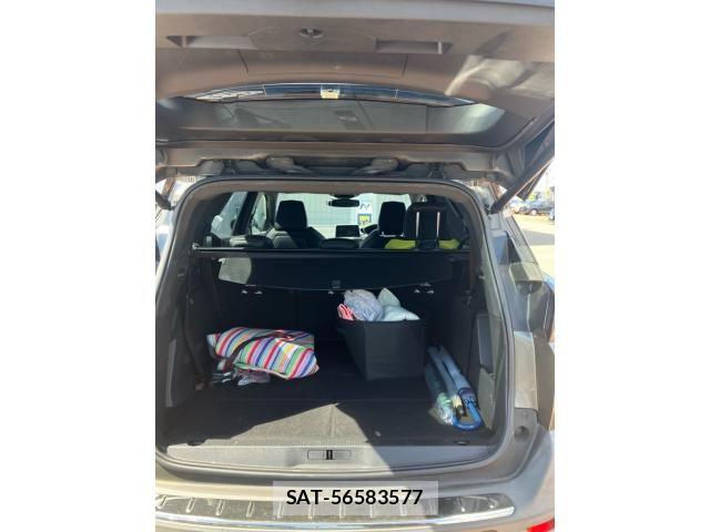 Peugeot 5008 2018-02 8881531-24