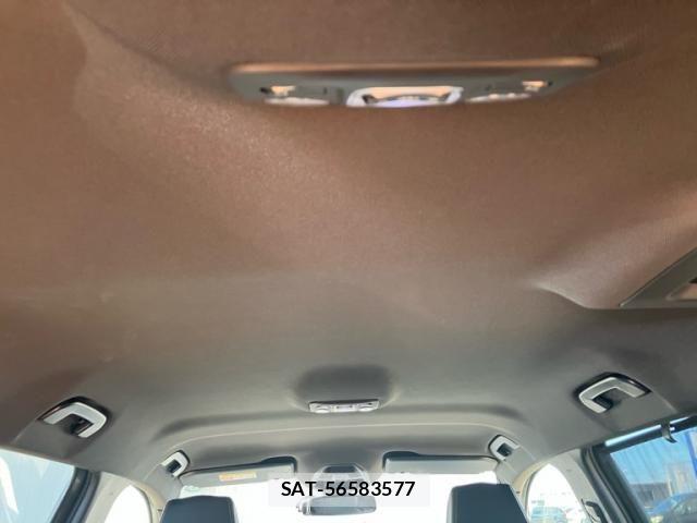 Peugeot 5008 2018-02 8881531-25