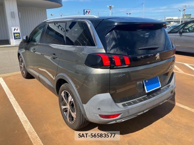 Peugeot 5008 2018-02 8881531-6