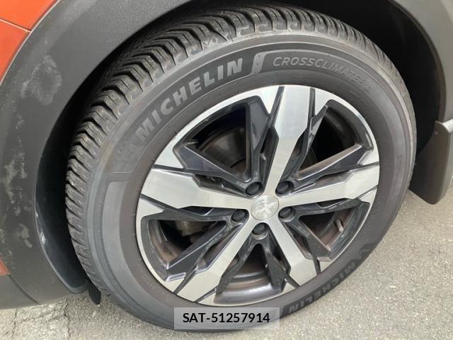 Peugeot 5008 2021-04 8881530-3