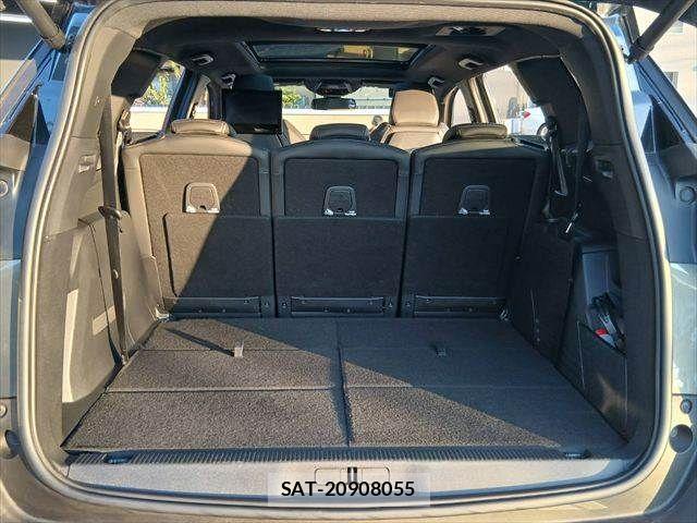 Peugeot 5008 2018-09 8881532-10