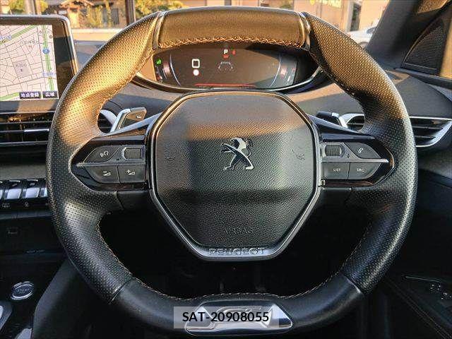 Peugeot 5008 2018-09 8881532-11