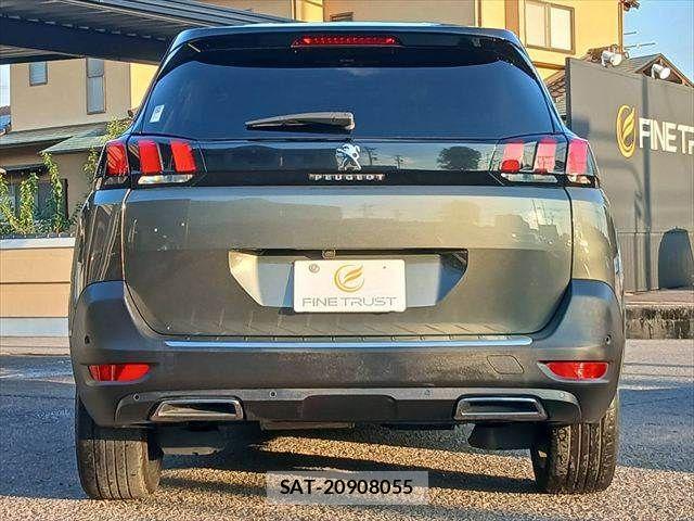 Peugeot 5008 2018-09 8881532-19