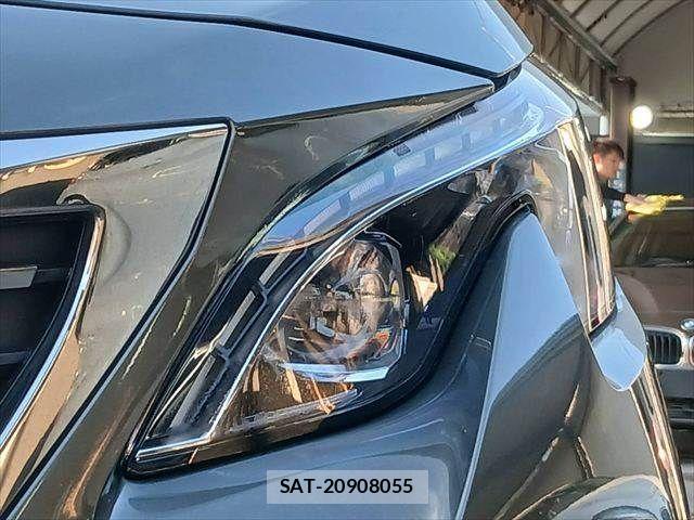 Peugeot 5008 2018-09 8881532-23