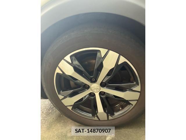 Peugeot 5008 2017-11 8881533-10