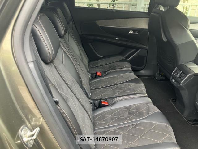 Peugeot 5008 2017-11 8881533-25