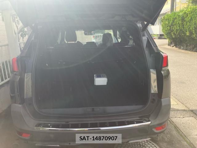 Peugeot 5008 2017-11 8881533-7