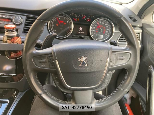 Peugeot 508 2012-05 8660956-12