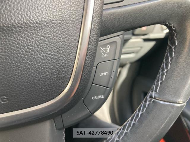 Peugeot 508 2012-05 8660956-13