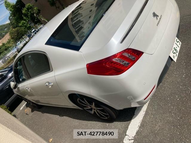 Peugeot 508 2012-05 8660956-3