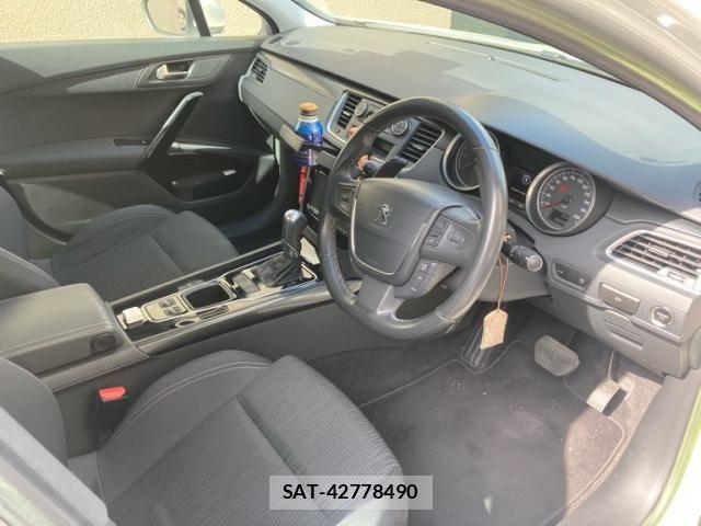 Peugeot 508 2012-05 8660956-8