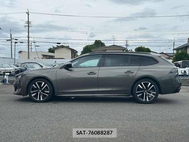 Peugeot 508 2019-08 8101189-3