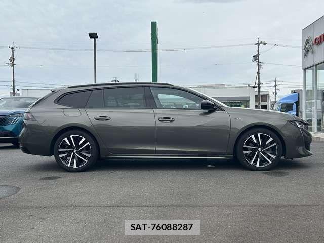 Peugeot 508 2019-08 8101189-4