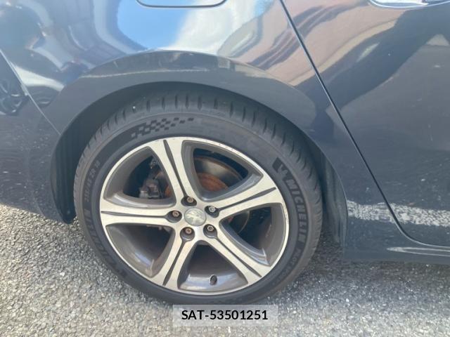 Peugeot 508 2018-03 8326444-3