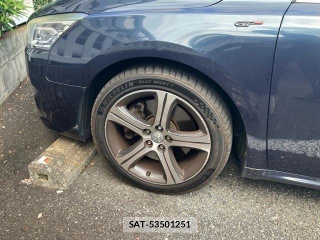 Peugeot 508 2018-03 8326444-5