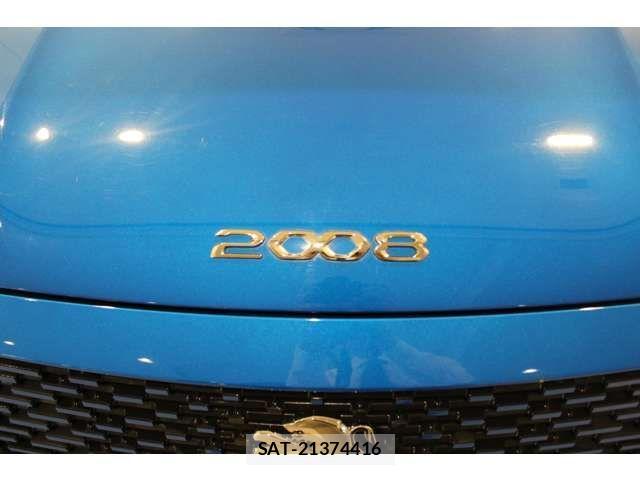 Peugeot 2008 2024-03 1208057-11