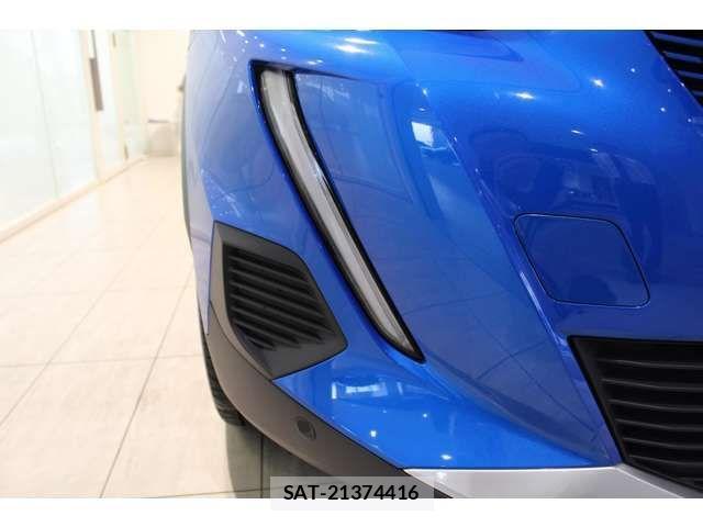Peugeot 2008 2024-03 1208057-15