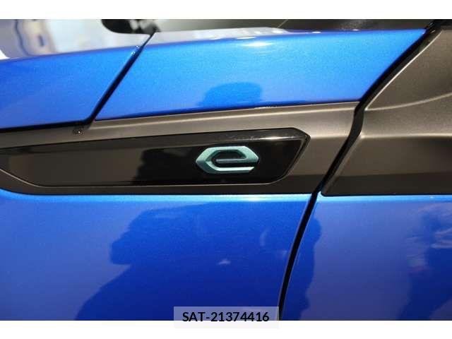 Peugeot 2008 2024-03 1208057-16