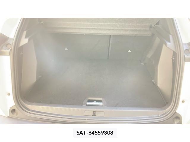Peugeot 2008 2021-06 1213133-22