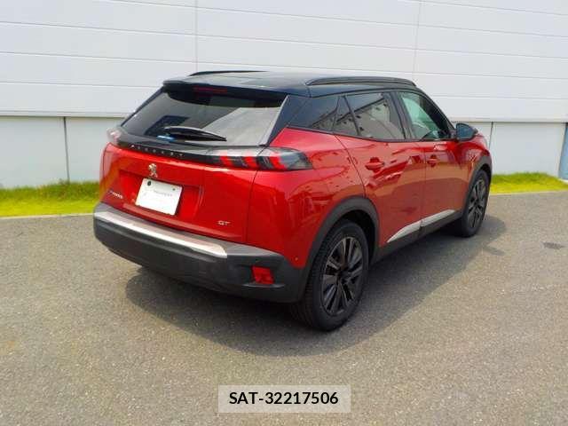 Peugeot 2008 2025-04 1310944-5