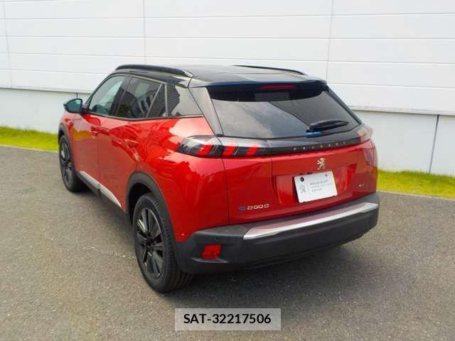 Peugeot 2008 2025-04 1310944-7
