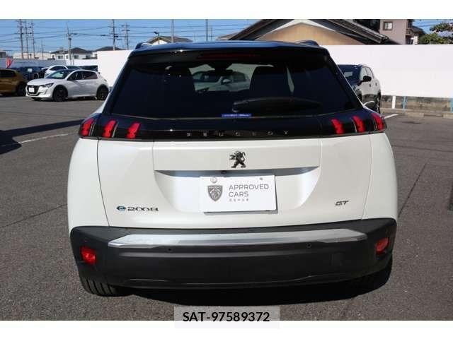 Peugeot 2008 2024-11 2213963-8