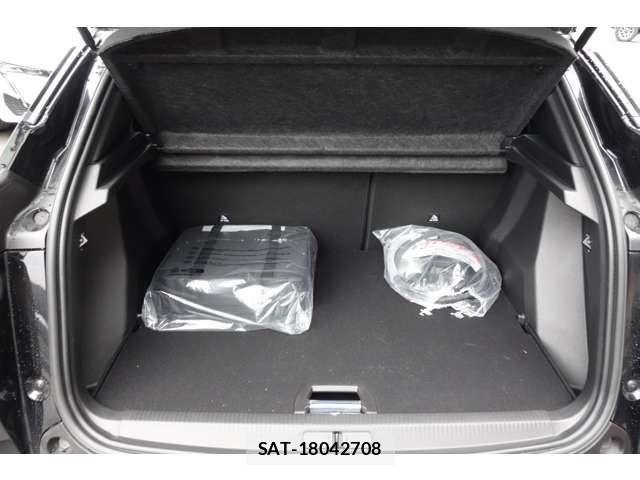 Peugeot 2008 2025-03 7223505-12