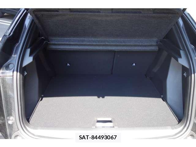 Peugeot 2008 2024-06 7223502-12