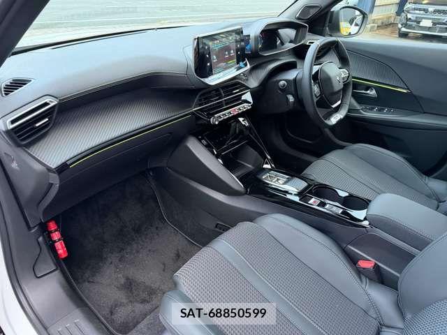 Peugeot 2008 2025-03 7223506-18
