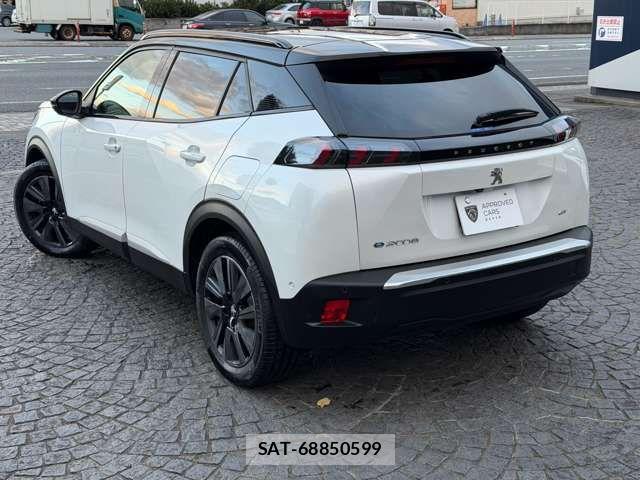 Peugeot 2008 2025-03 7223506-1