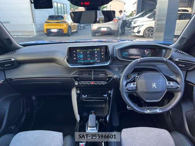 Peugeot 2008 2020-12 7329311-13