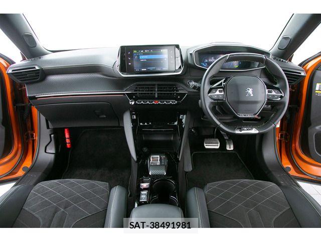 Peugeot 2008 2022-09 8209515-2