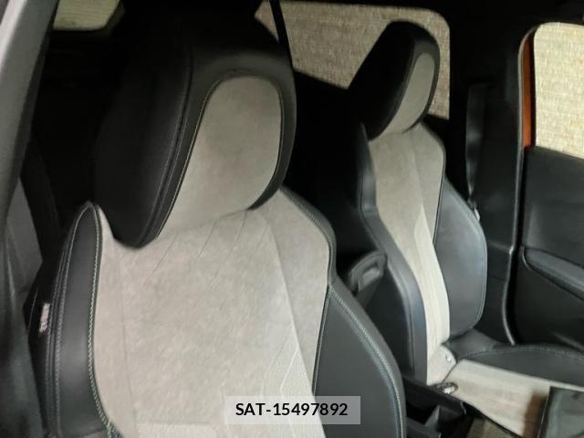 Peugeot 2008 2021-10 8414343-11