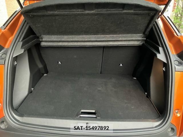 Peugeot 2008 2021-10 8414343-13