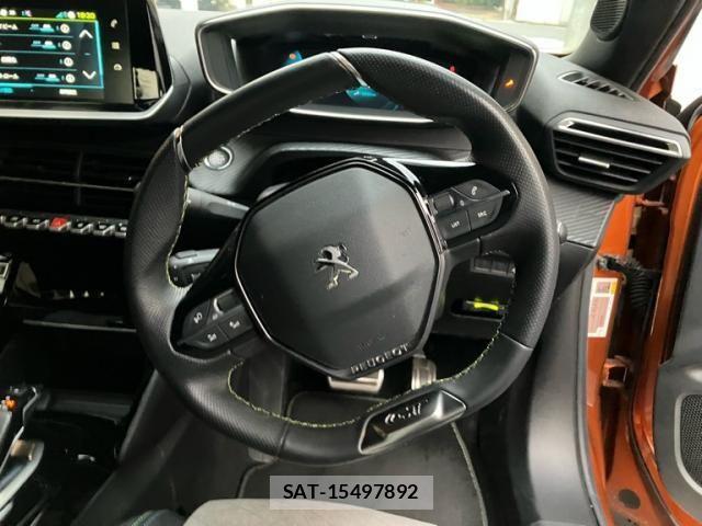Peugeot 2008 2021-10 8414343-16