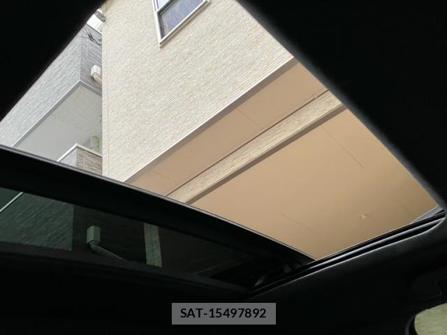 Peugeot 2008 2021-10 8414343-18