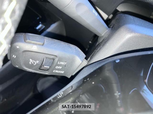 Peugeot 2008 2021-10 8414343-21