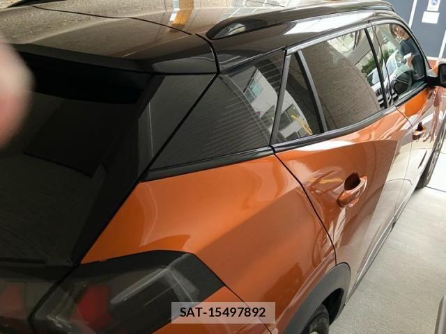 Peugeot 2008 2021-10 8414343-6