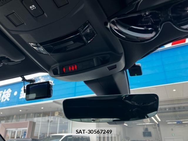 Peugeot 2008 2021-06 8414342-19