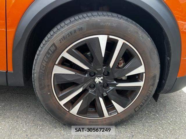 Peugeot 2008 2021-06 8414342-7