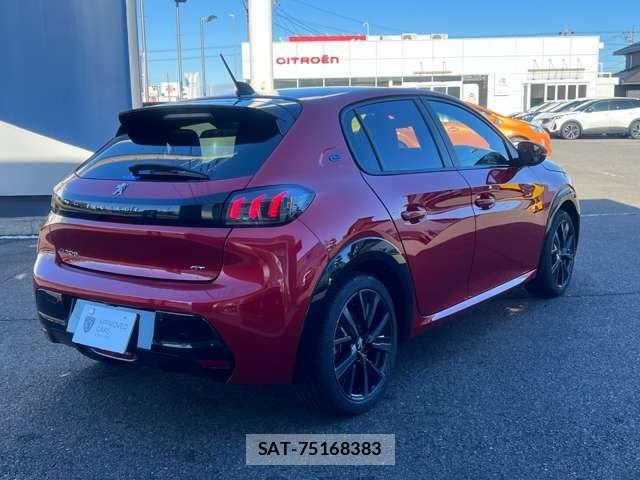 Peugeot 208 2023-11 852940-5