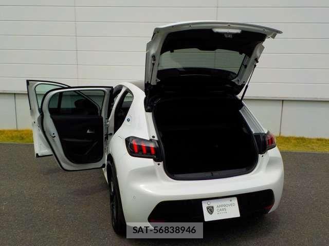 Peugeot 208 2023-05 1171861-8