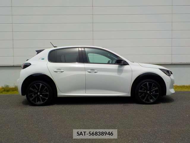 Peugeot 208 2023-05 1171861-3