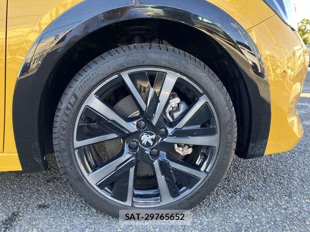 Peugeot 208 2025-05 7223509-9