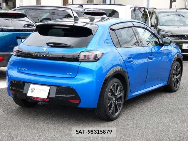 Peugeot 208 2023-05 7329312-1