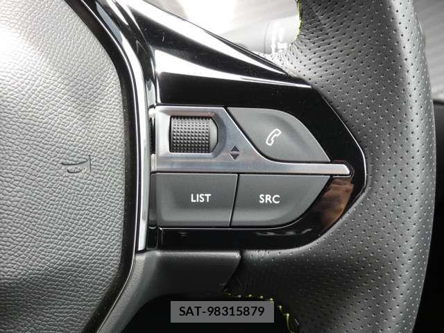 Peugeot 208 2023-05 7329312-6
