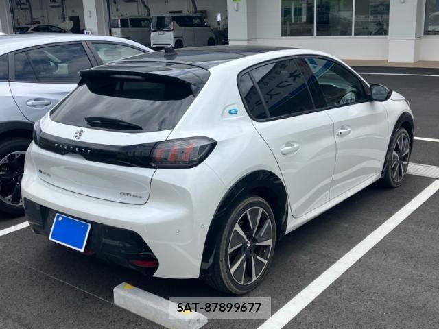 Peugeot 208 2020-10 7329321-3