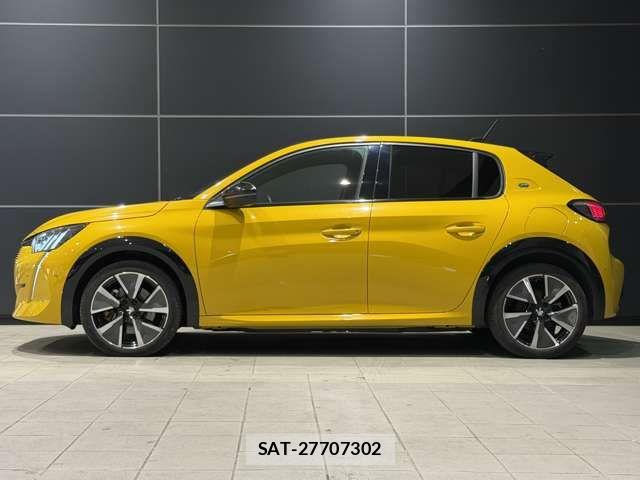 Peugeot 208 2021-03 7727166-7
