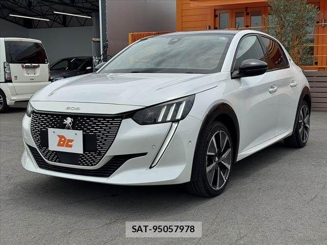Peugeot 208 2021-04 8037580-9