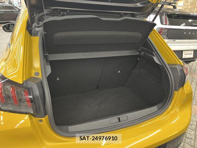 Peugeot 208 2020-10 8131863-5